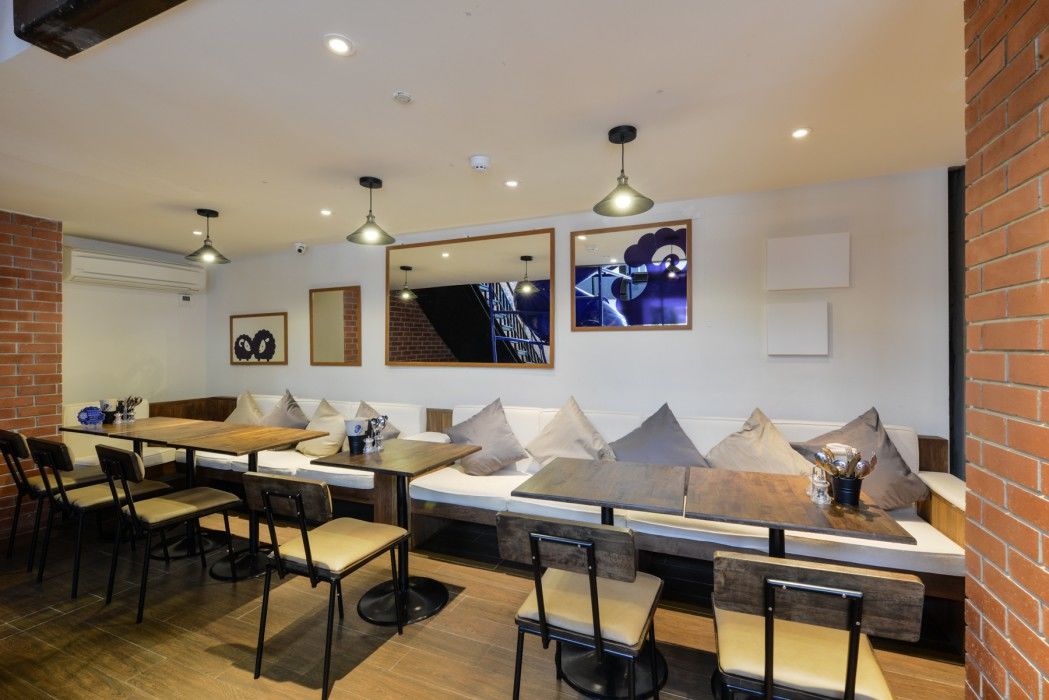 Kokotel Bangkok Surawong Exterior photo