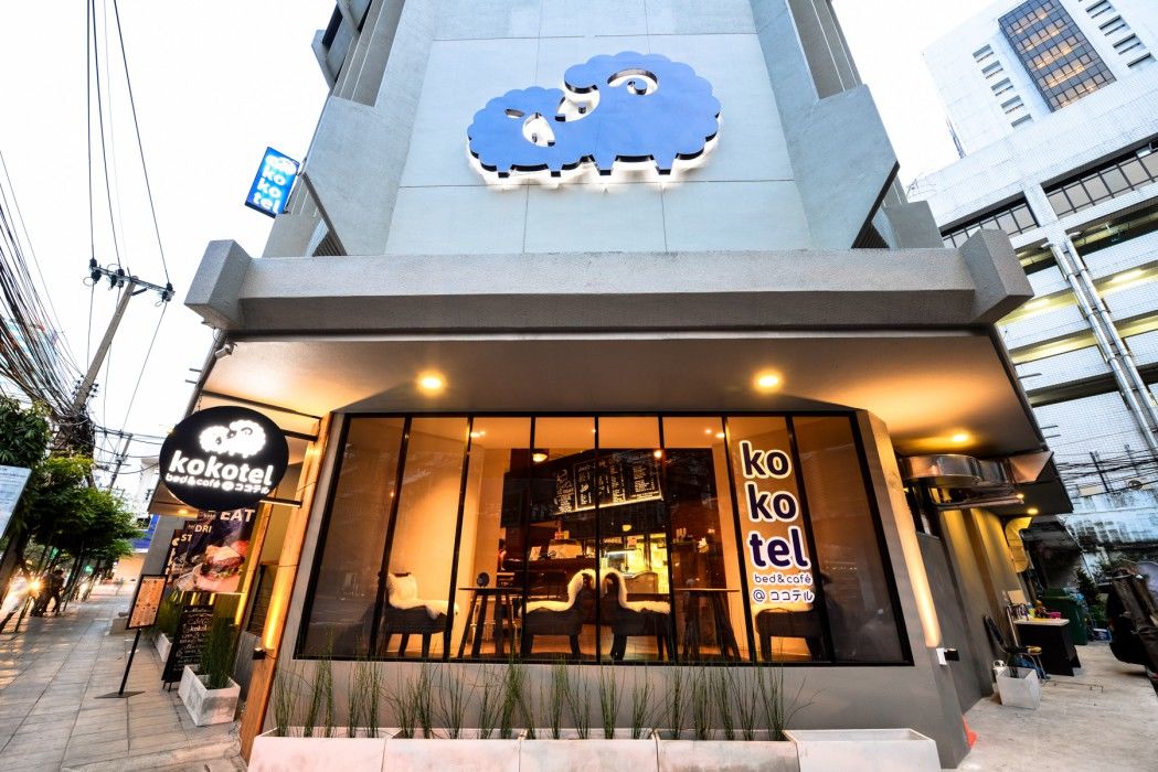 Kokotel Bangkok Surawong Exterior photo